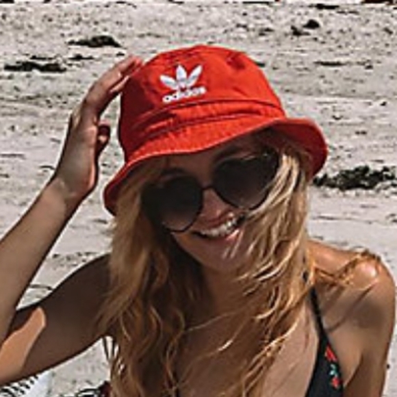 NWT Unisex Adidas Bucket Hat - Picture 3 of 7